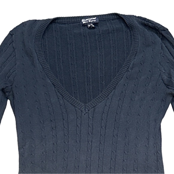 Y2K BLUENOTES women's navy knit v-neck sweater, size XL. - Picture 2 of 3